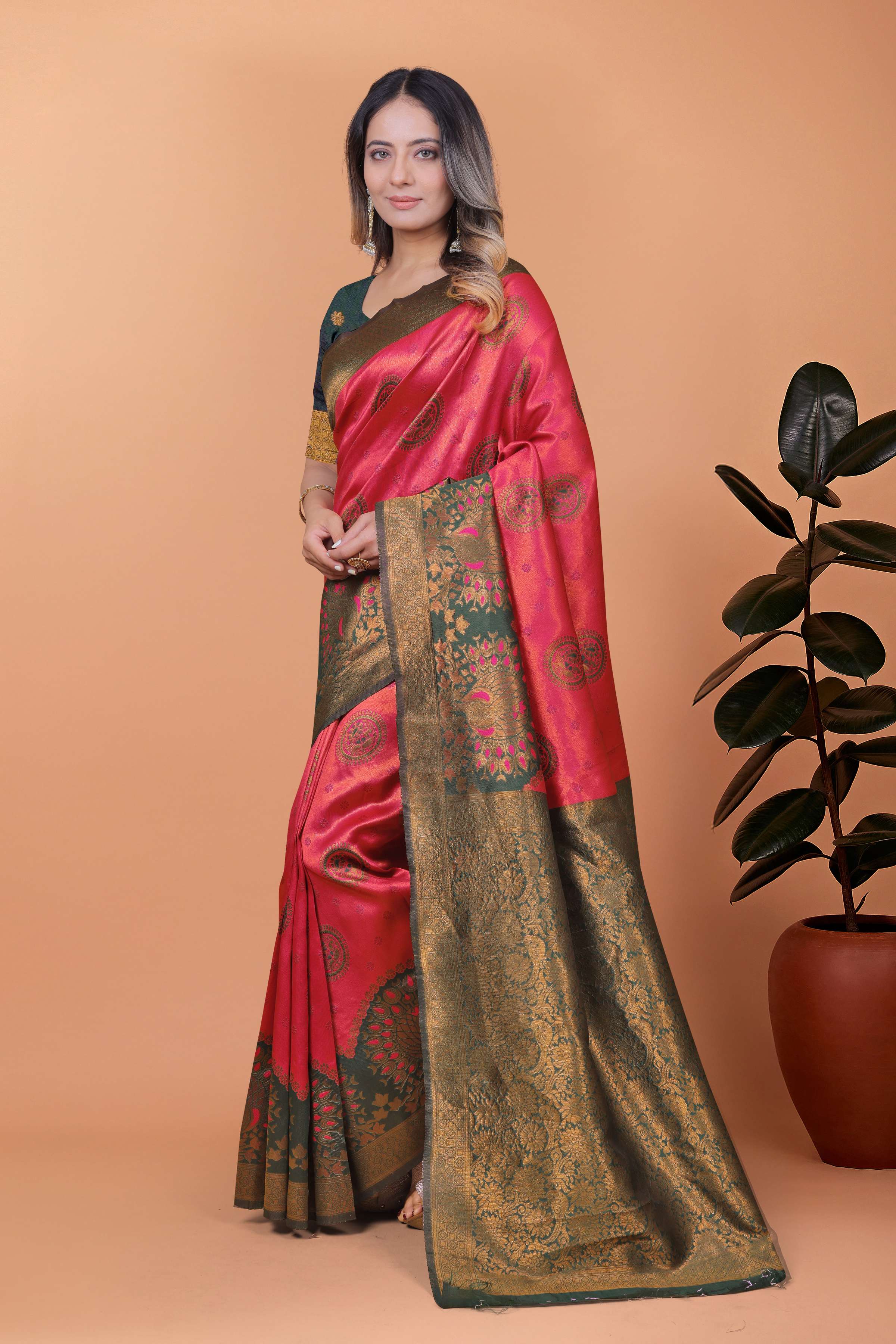 Royal Grace Banarasi Silk Saree with Floral & Peacock Zari Motifs – Deep Rose Pink & Antique Gold with Green Border