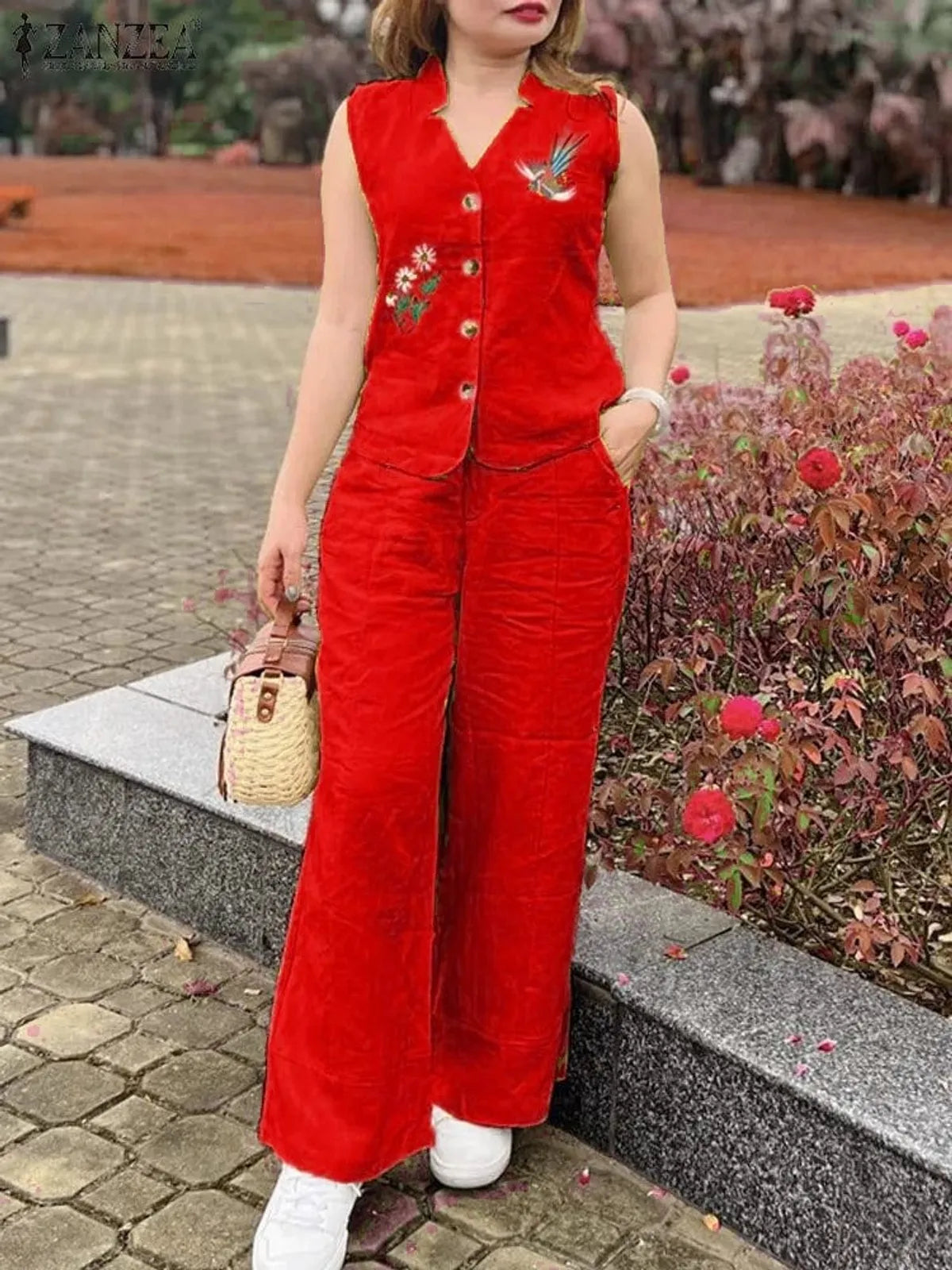 Sleeveless Embroidered Co-ord sets