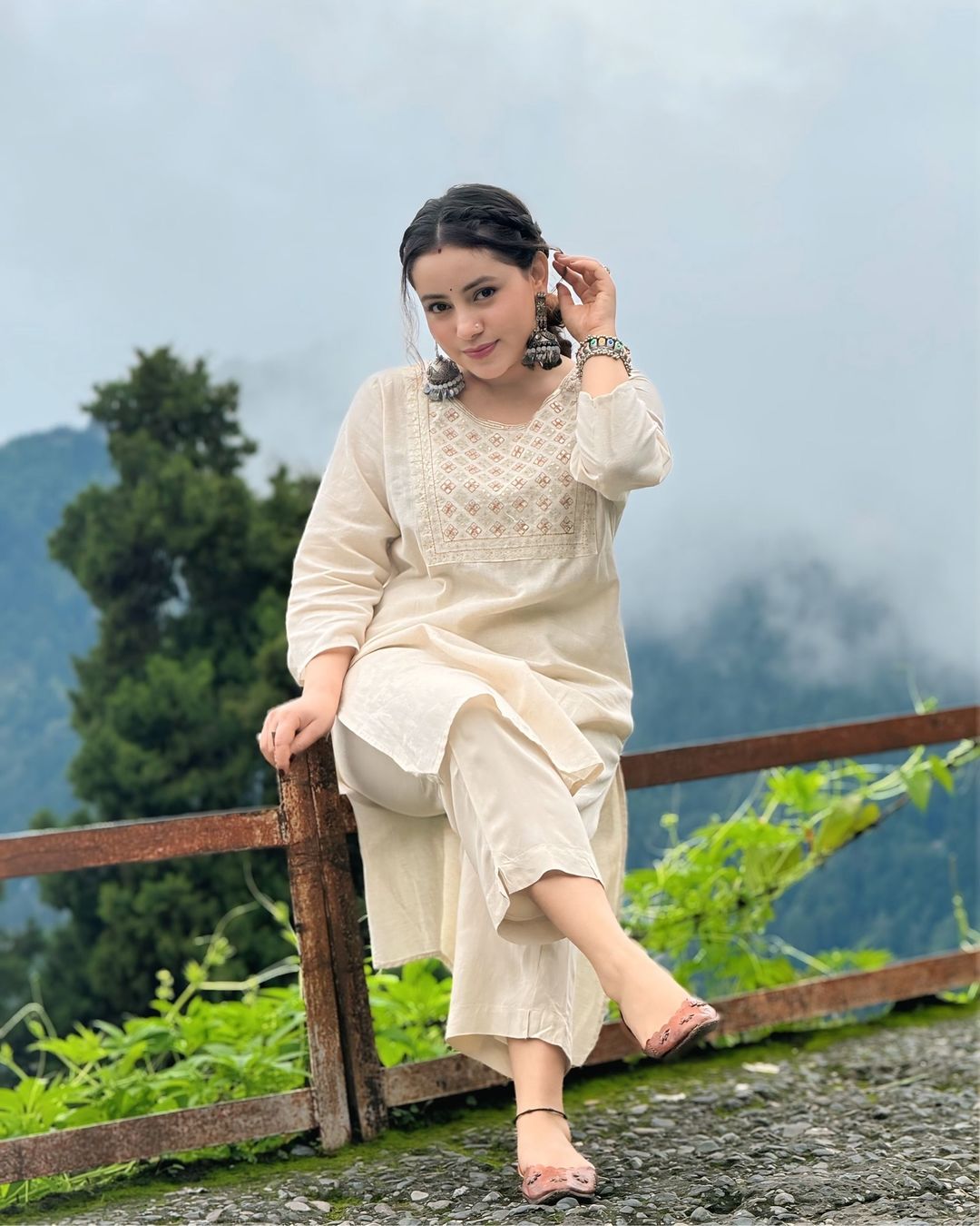 Classy Embroidered  Off- White Kurta Set