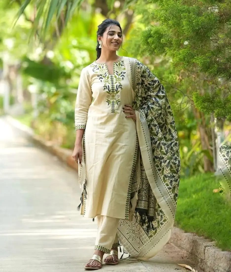 Off White Handloom Cotton Kurta Pant And Khadi Silk Floral Print Dupatta Set