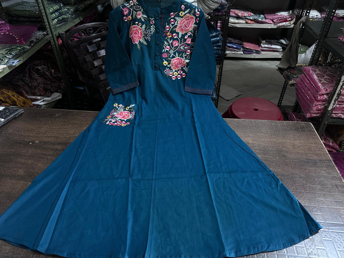 Embroidery kurta set, cotton kurta, Noorahe 