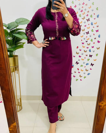 Embroidery kurta set, cotton kurta set, Noorahe 