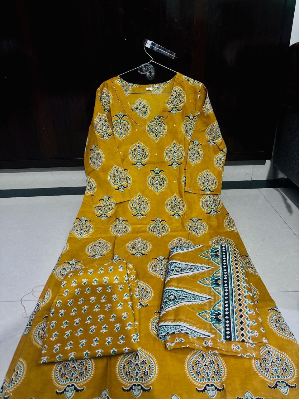 Noorahe , Kurta Set