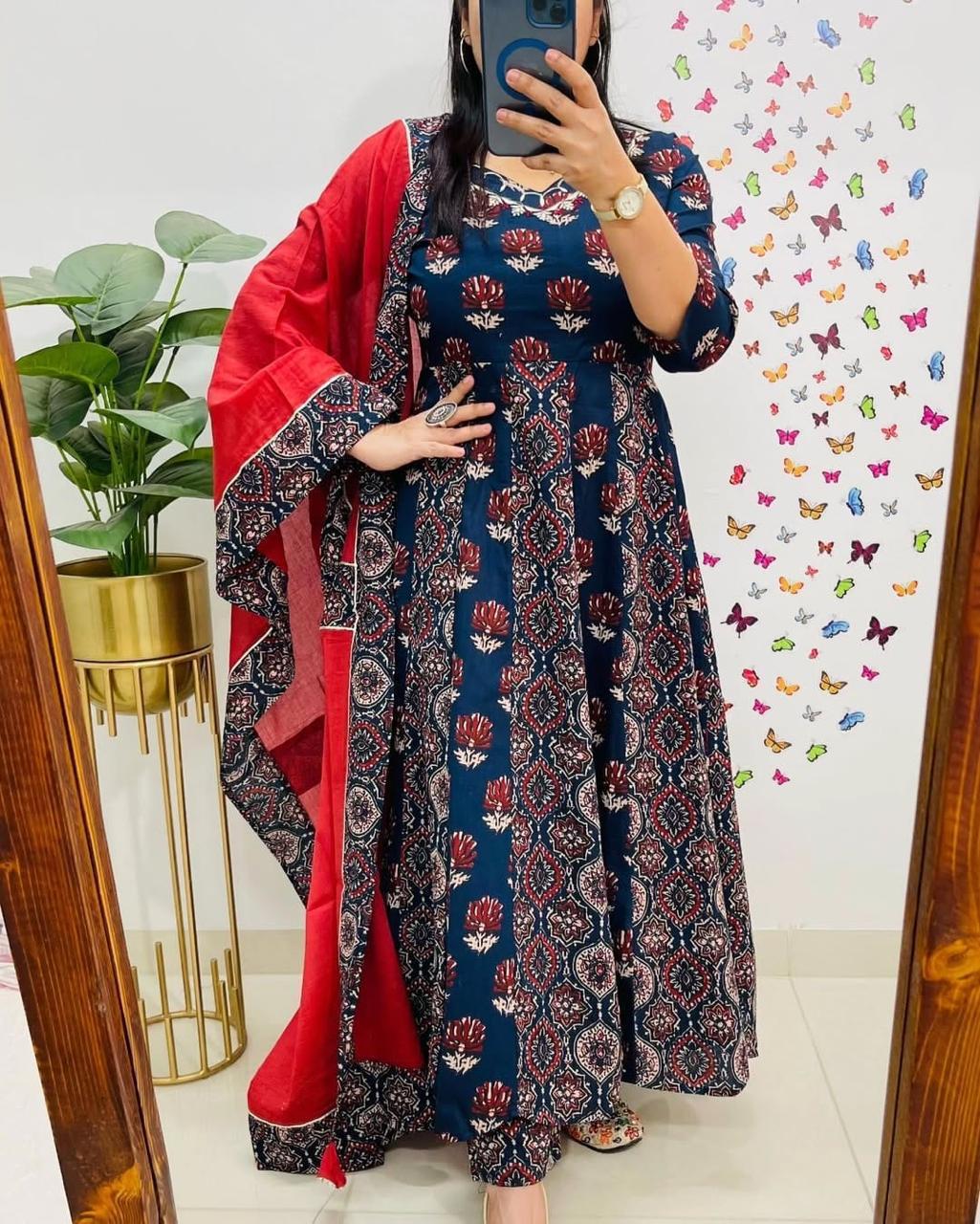 Noorahe , Anarkali Set