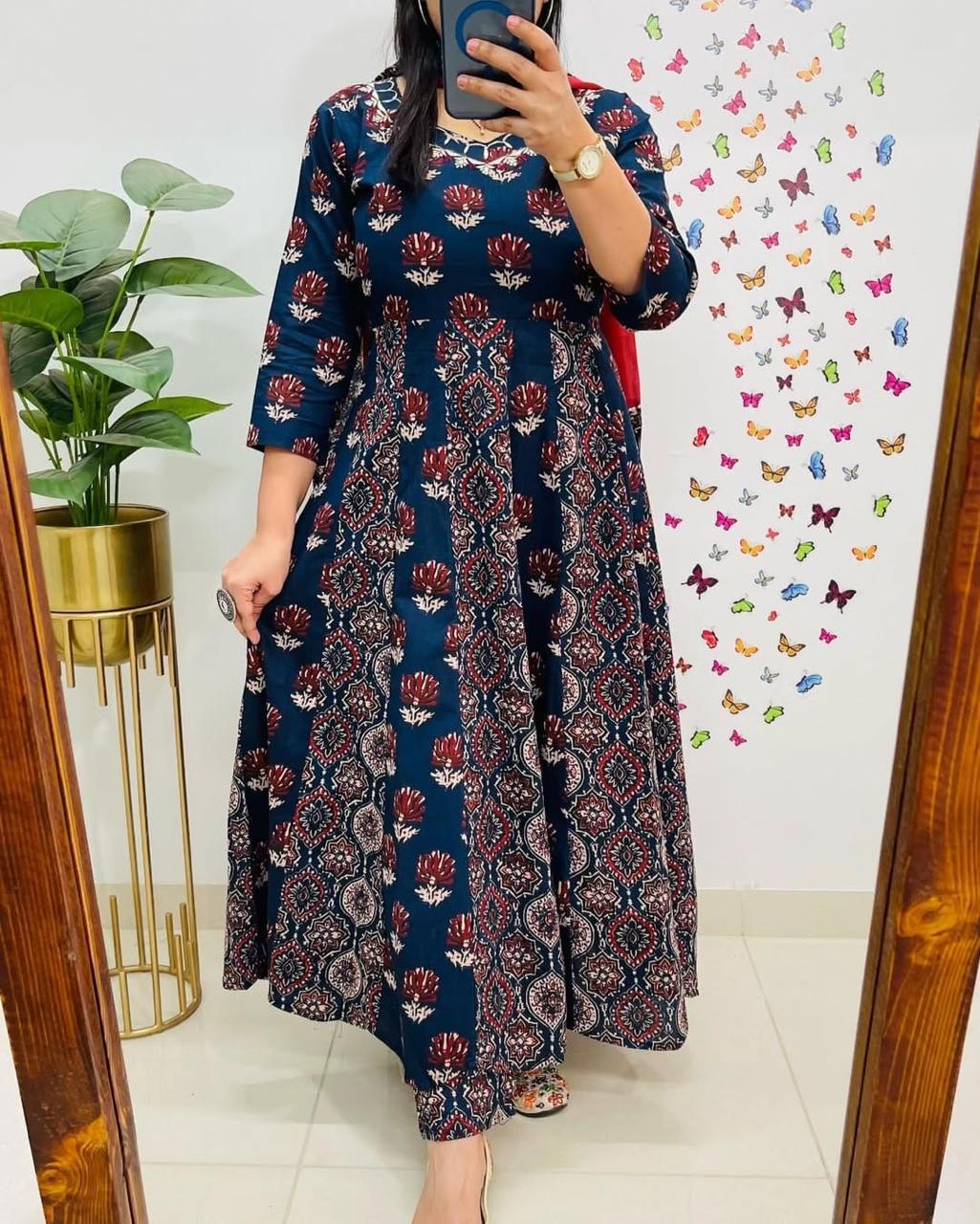 Noorahe , Anarkali Set