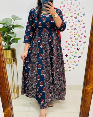 Noorahe , Anarkali Set