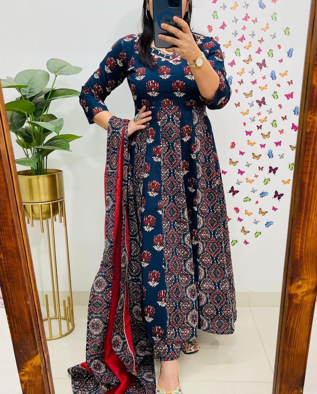 Noorahe , Anarkali Set