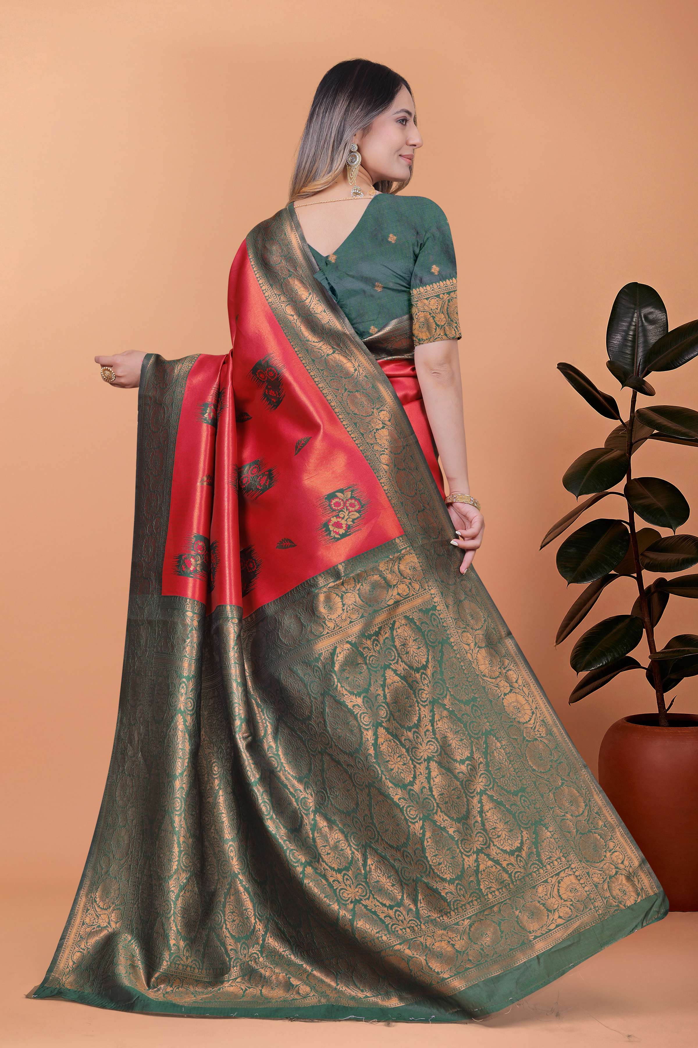 Red & Bottle Green Banarasi Silk Saree with Antique Gold Zari | Traditional Wedding & Festive Saree with Rich Pallu